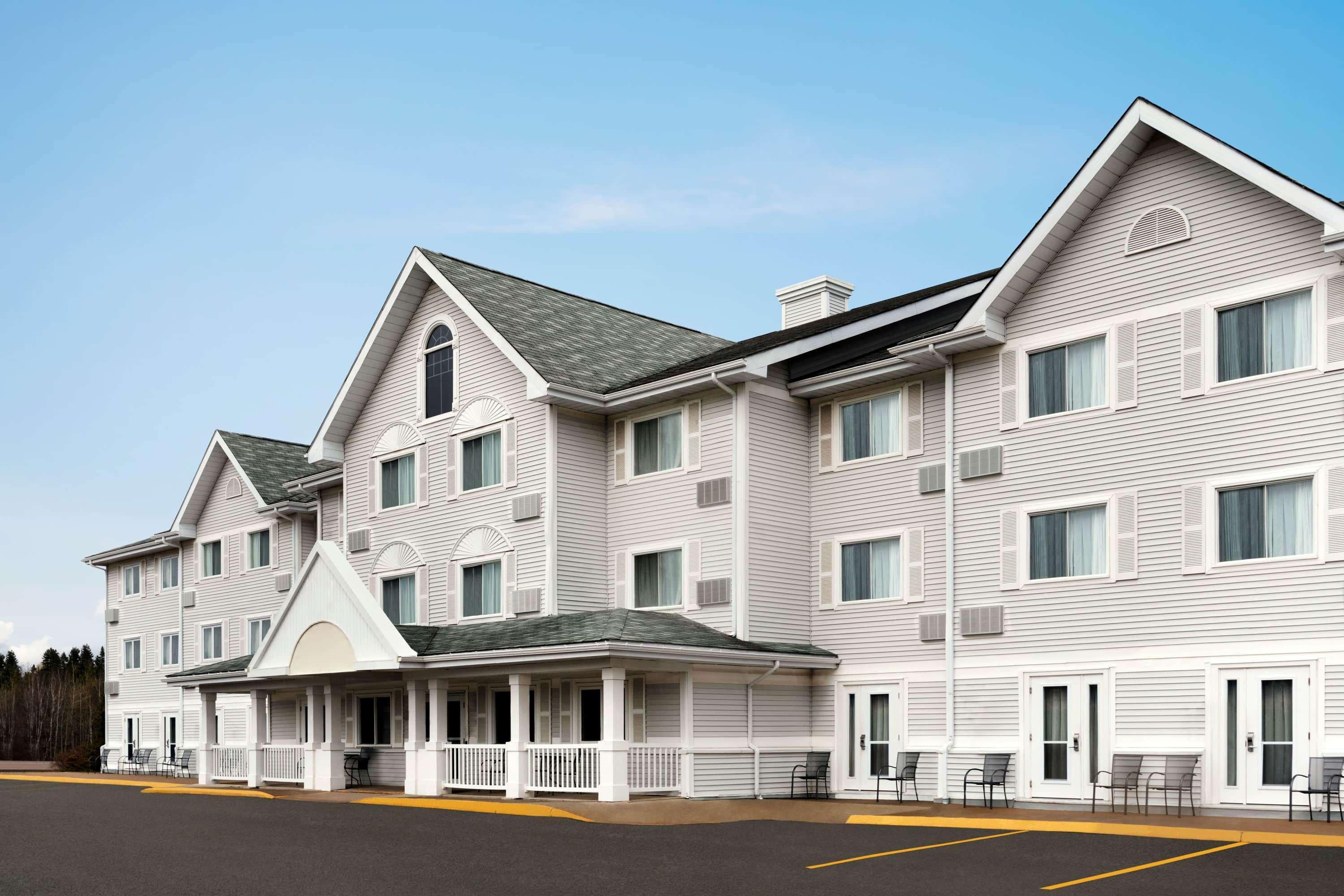 Travelodge Suites By Wyndham Монктон Екстер'єр фото